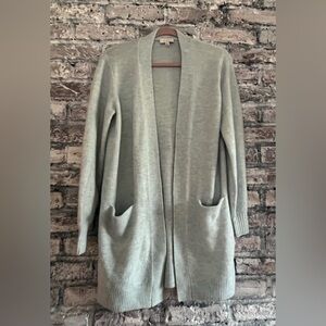 Lucky Brand Women's Cardigan in Soft Baby Blue this is a oversized small so soft